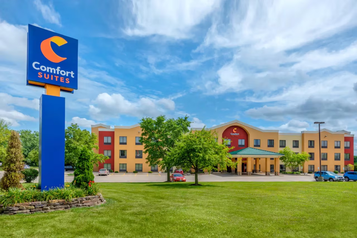 Comfort Suites
